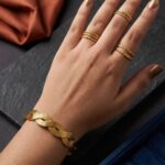 10/10 Baddie Cuff